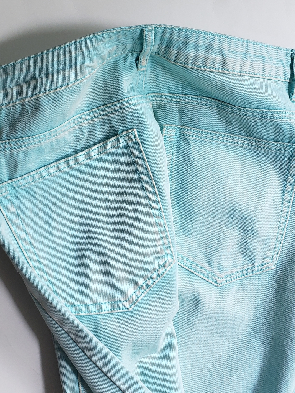 Good Ol' Mom Jeans - Picture 4 of 4